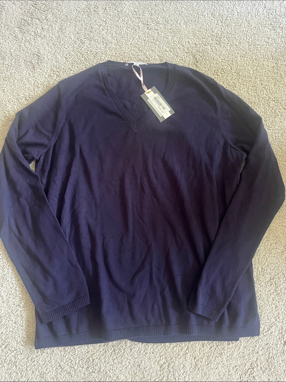 Fairway & Greene NWT V-Neck Sweater in Navy